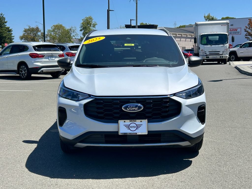 Used 2025 Ford Escape ST-Line w/ Equipment Group 301A FWD image 8