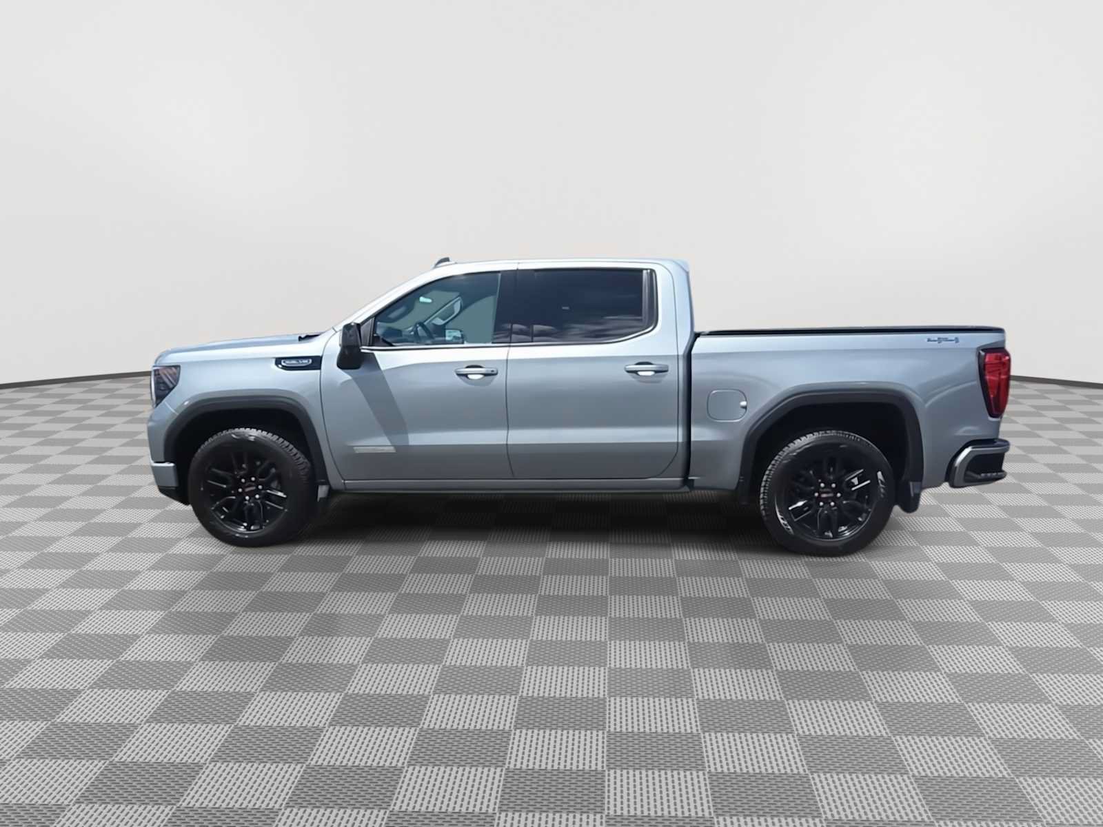 Used 2023 GMC Sierra 1500 Elevation w/ Elevation Premium Package AWD/4WD image 5