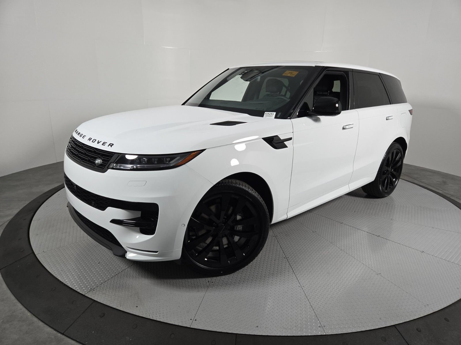 New 2026 Land Rover Range Rover Sport Dynamic SE AWD/4WD image 1