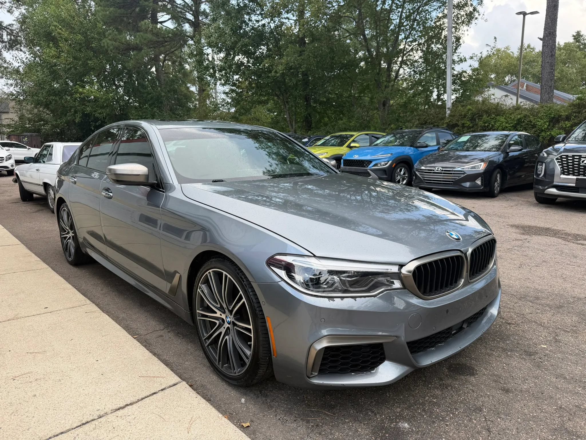 Used 2018 BMW M550i xDrive AWD/4WD image 4