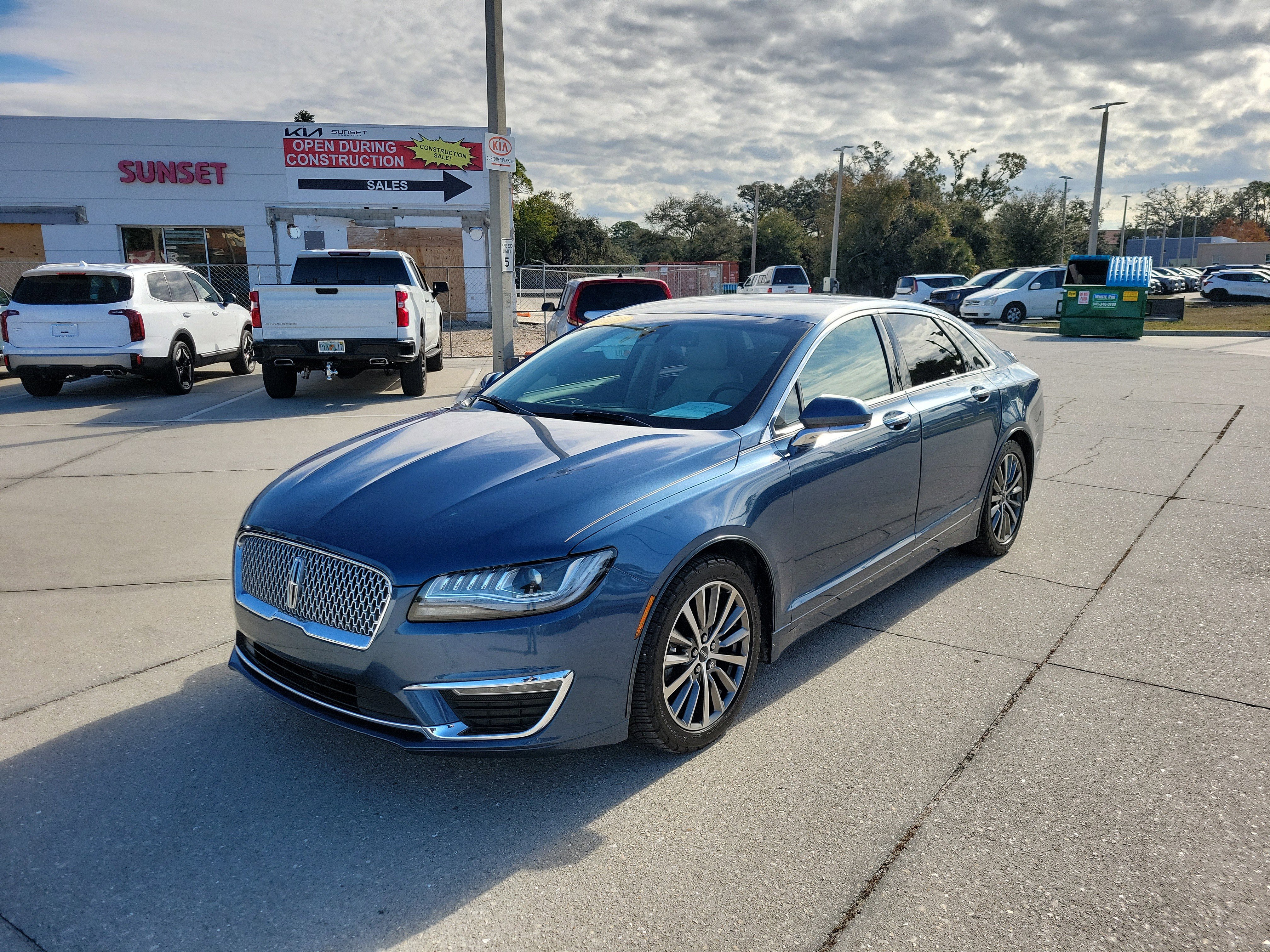 Used 2019 Lincoln MKZ Premiere image 8