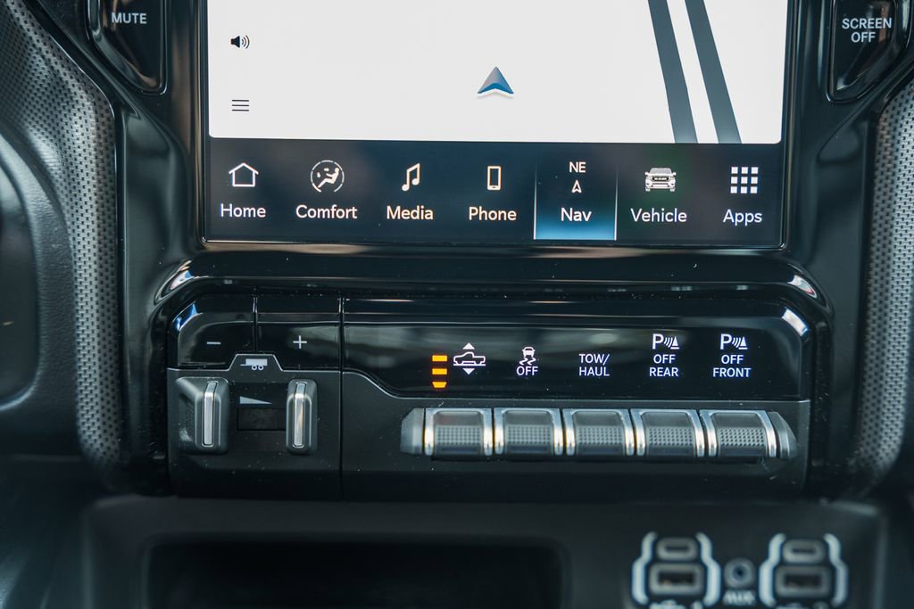 Certified 2022 RAM 1500 Limited w/ Night Edition AWD/4WD image 31