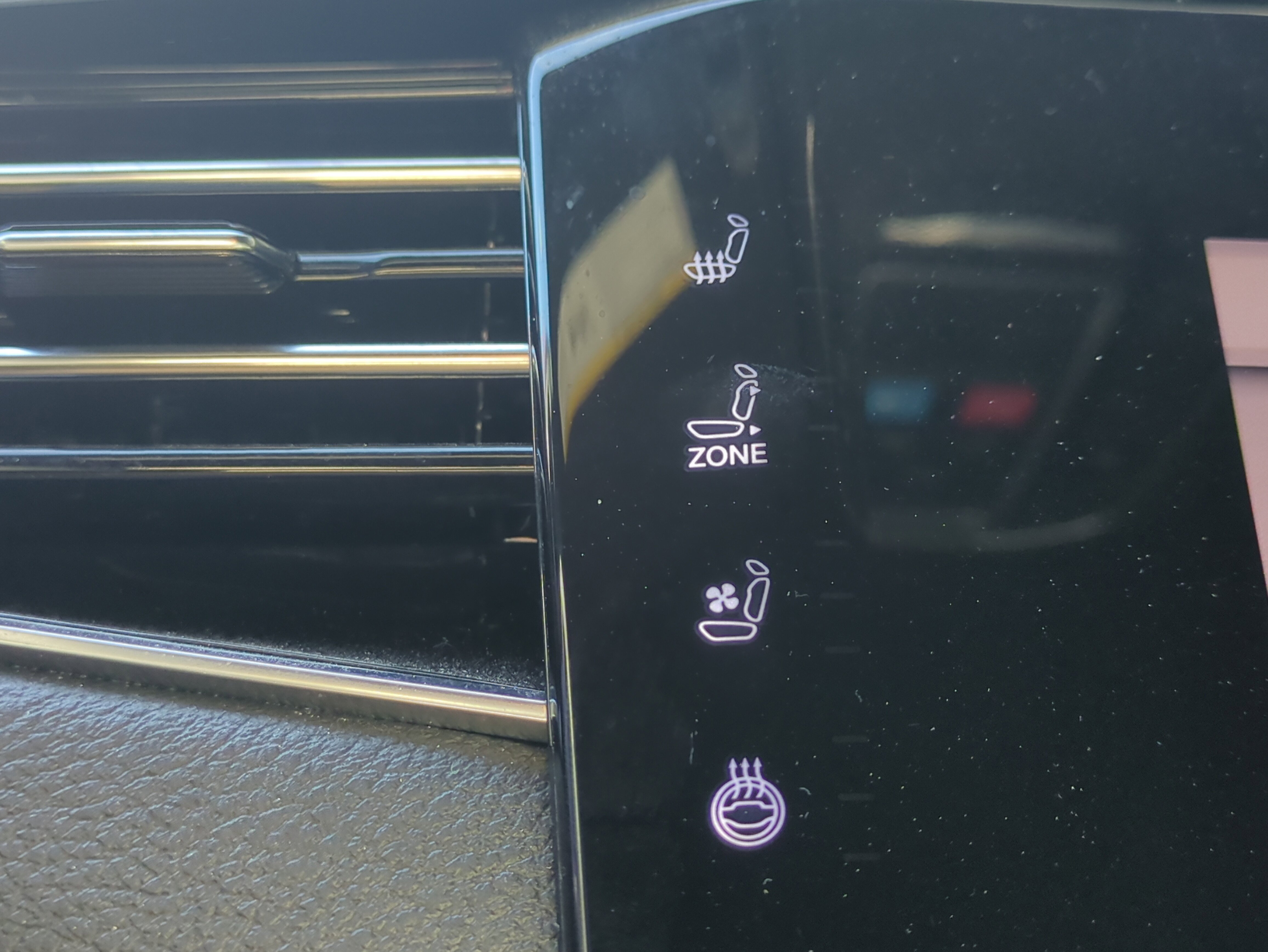 Certified 2022 Jeep Wagoneer Series I image 25