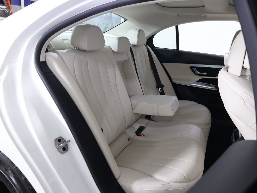 Certified 2025 Mercedes-Benz E 350 4MATIC Sedan image 47