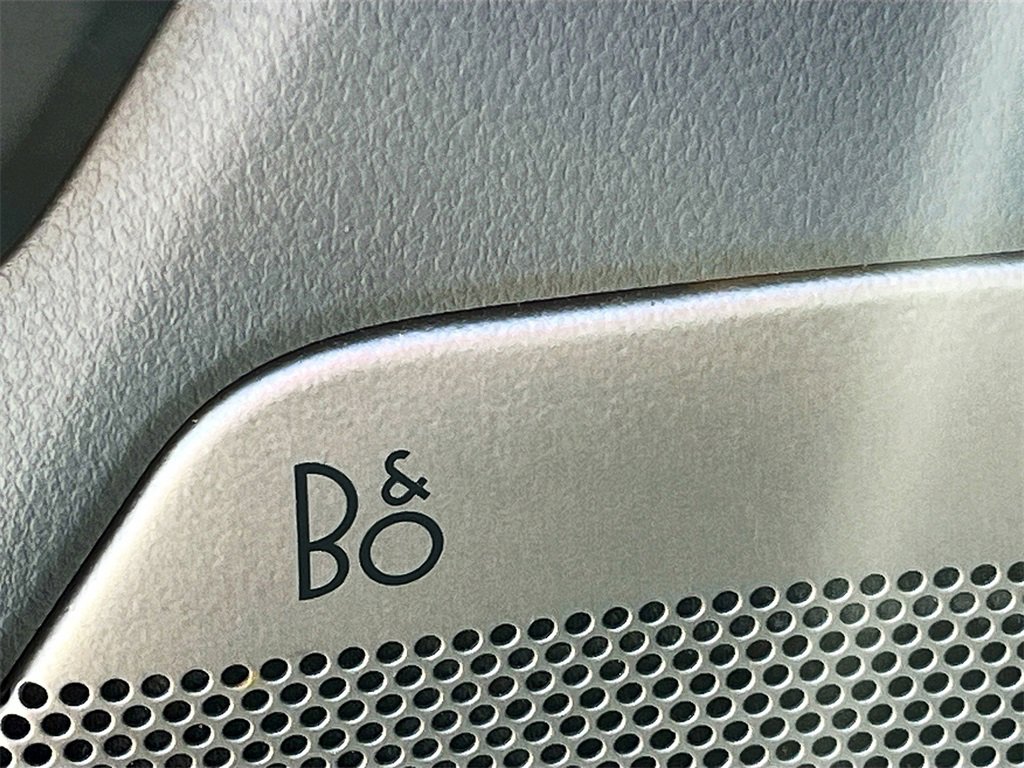 Used 2022 Ford F150 Lariat w/ Equipment Group 501A Mid image 19