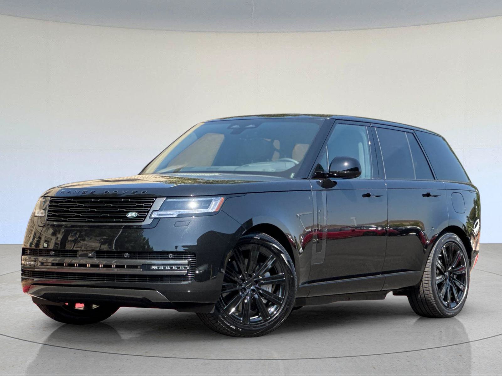 New 2026 Land Rover Range Rover SE