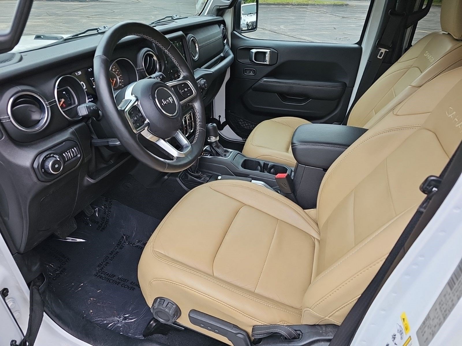 Used 2019 Jeep Wrangler Unlimited Sahara AWD/4WD image 19