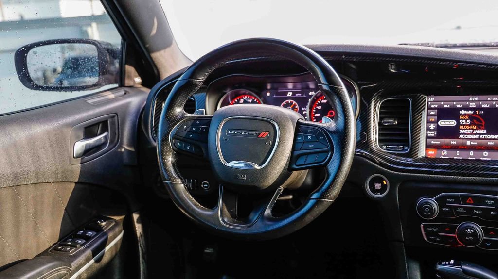 Used 2022 Dodge Charger R/T image 18