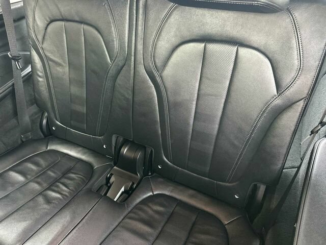 Used 2022 BMW X7 xDrive40i AWD/4WD image 18