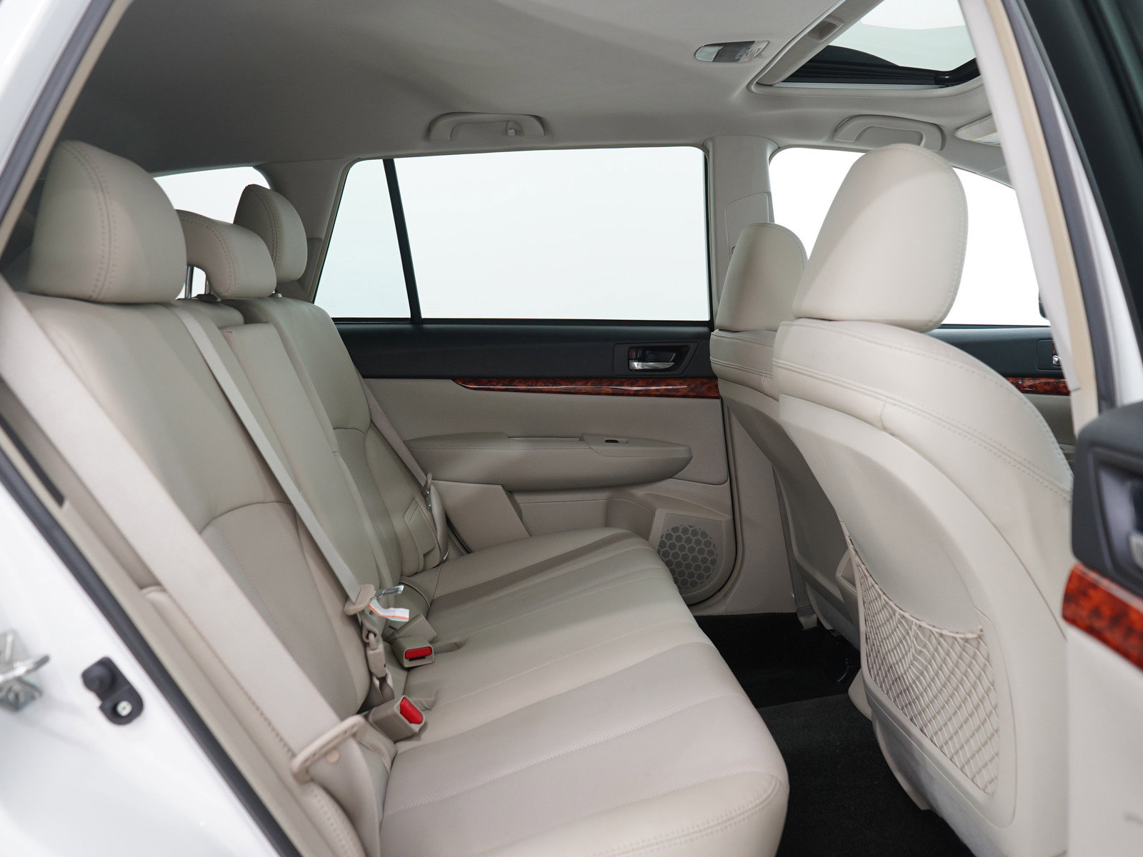 Used 2012 Subaru Outback 2.5i Limited w/ Moonroof Pkg image 12