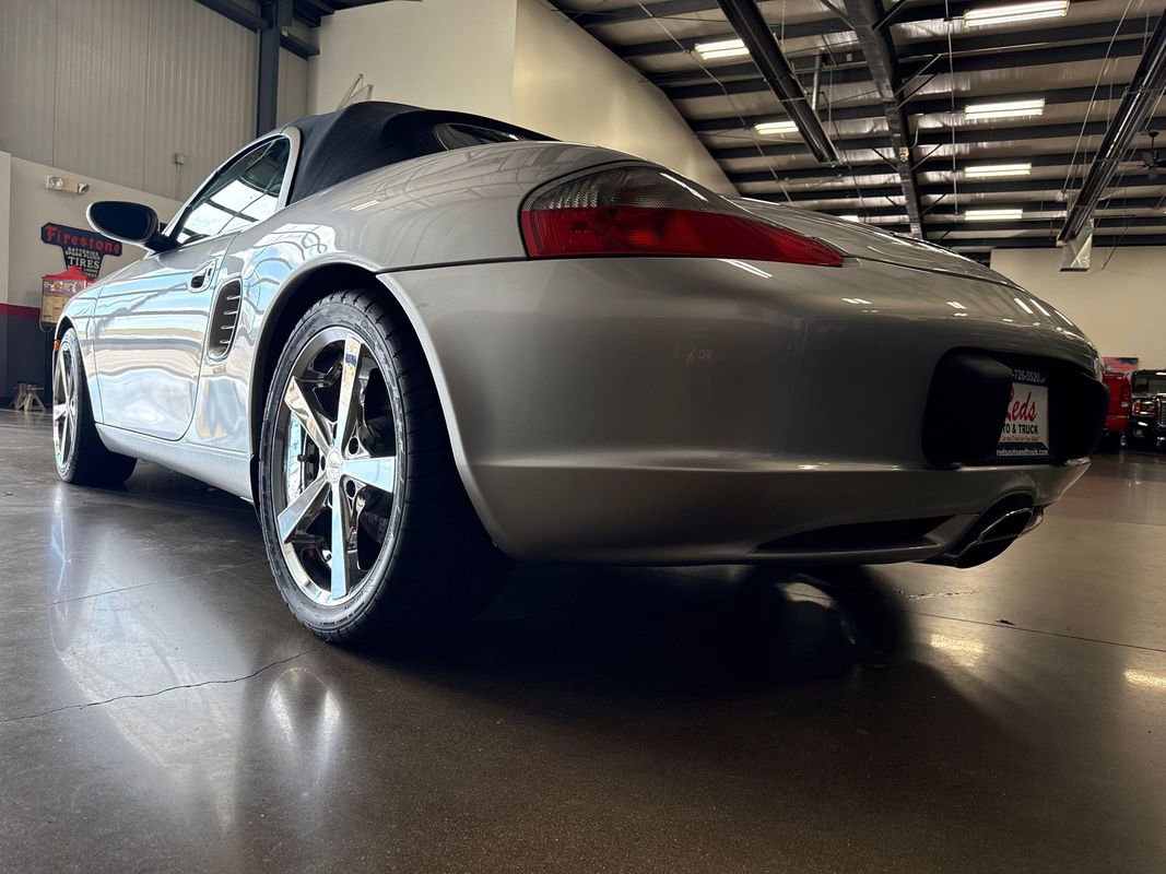 Used 2004 Porsche Boxster S image 31
