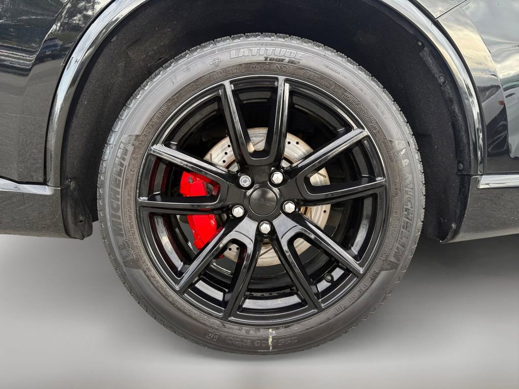 Used 2019 Dodge Durango SRT w/ Premium Interior Group image 38