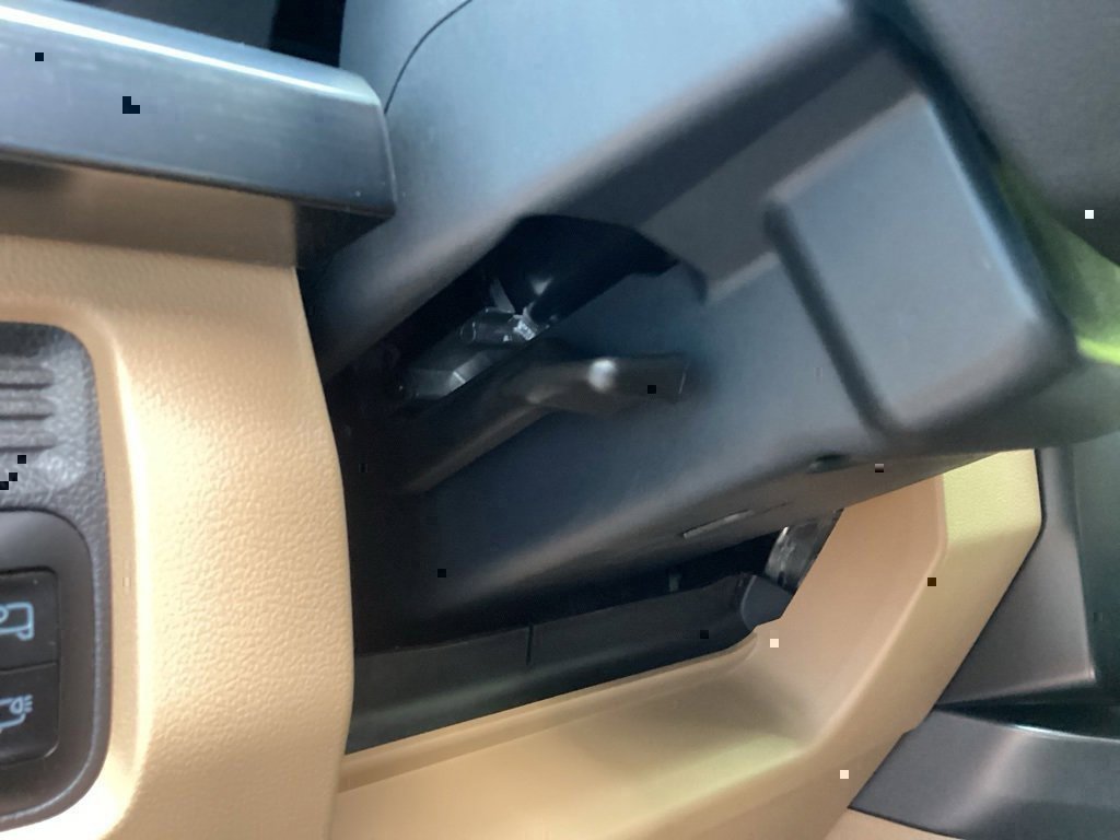 New 2025 Ford F250 Lariat w/ Black Appearance Package image 66