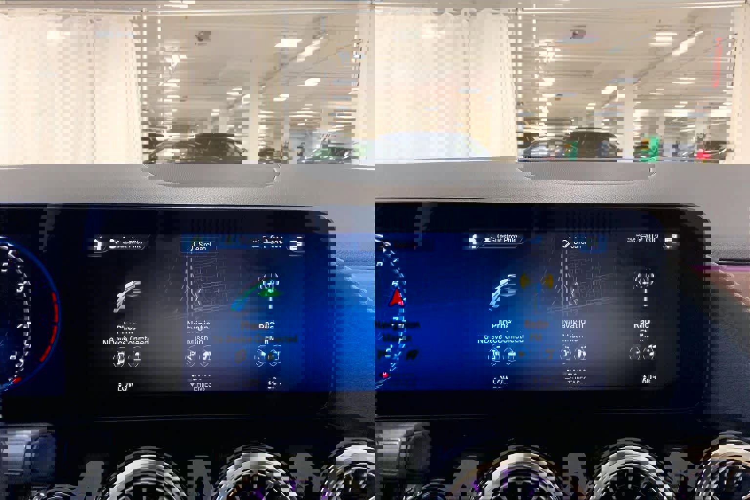 Used 2023 Mercedes-Benz GLA 250 4MATIC image 36