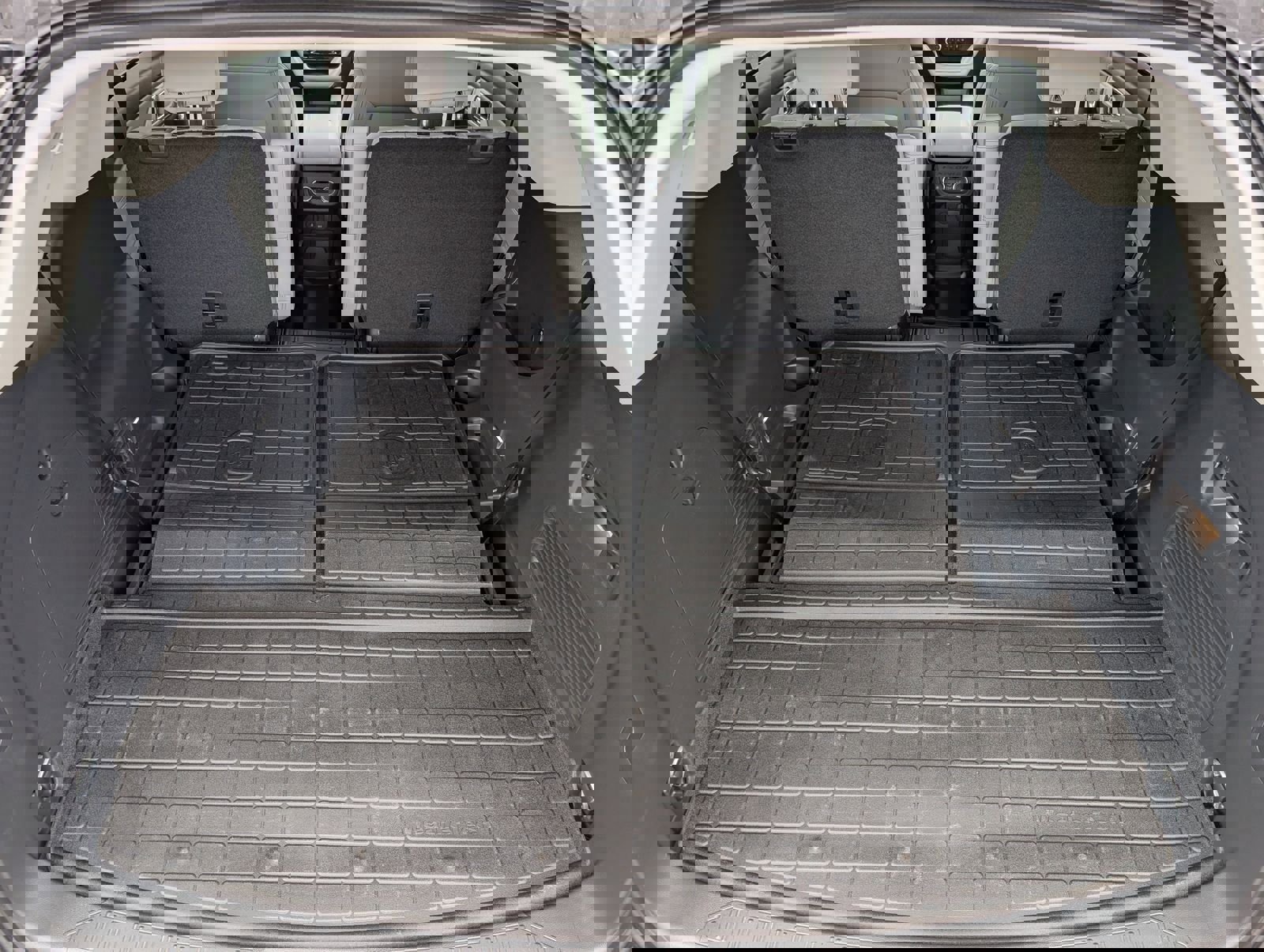 New 2026 Ford Explorer Active image 14