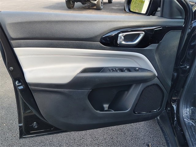 New 2026 Jeep Compass Limited image 10