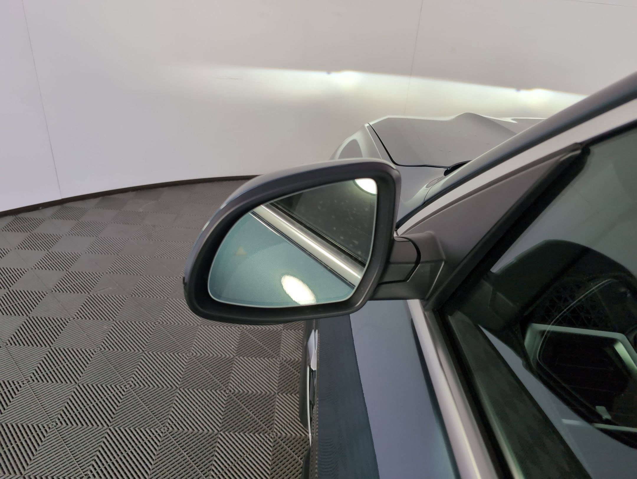 Used 2026 BMW X5 sDrive40i image 21