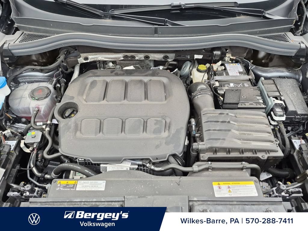 Certified 2026 Volkswagen Tiguan SE R-Line AWD/4WD image 30