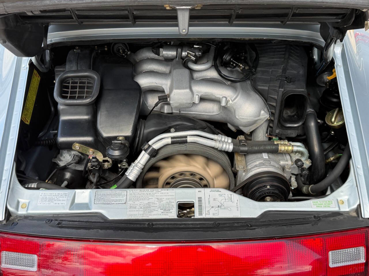 Used 1996 Porsche 911 Carrera 4 AWD/4WD image 28