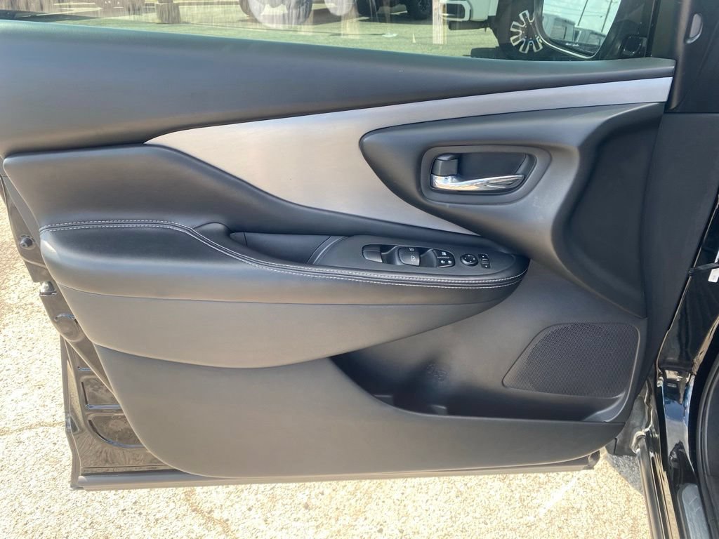 Used 2020 Nissan Murano S w/ Technology Package FWD image 11