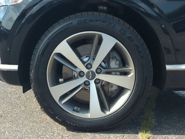 Used 2023 Genesis GV80 3.5T w/ Advanced Package AWD/4WD image 13