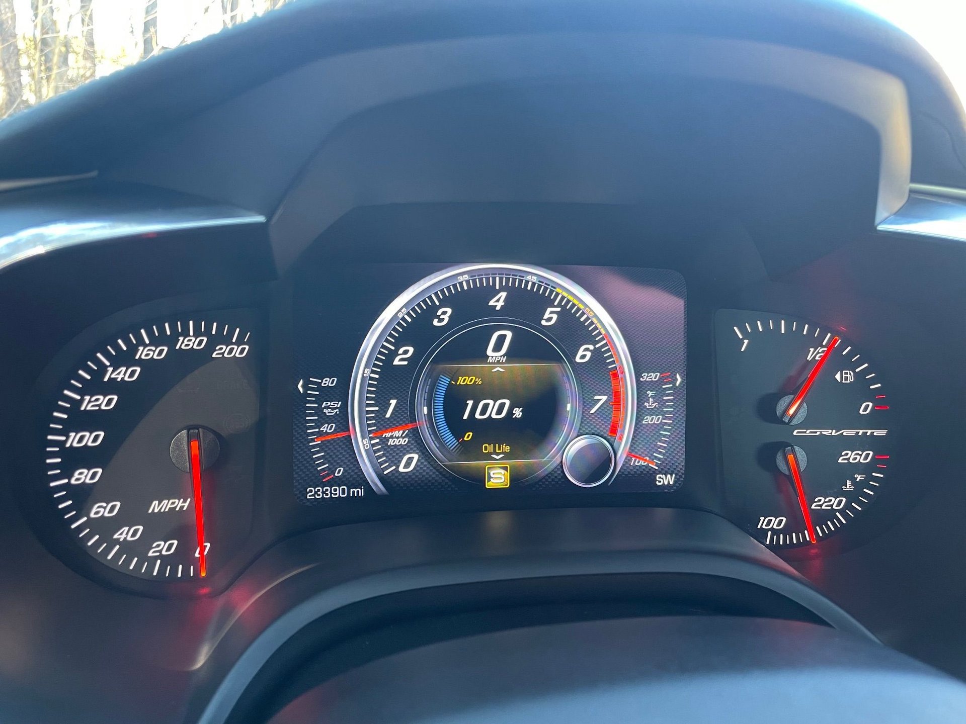 Used 2015 Chevrolet Corvette Stingray Convertible w/ 2LT Preferred Equipment Group image 41