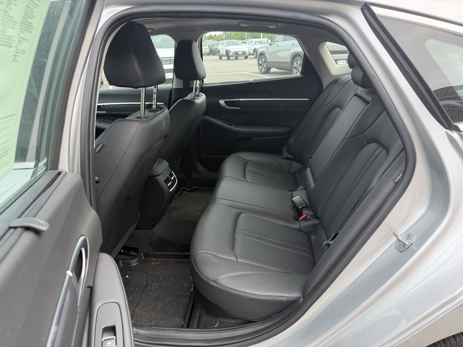 Certified 2025 Hyundai Sonata Limited FWD image 39