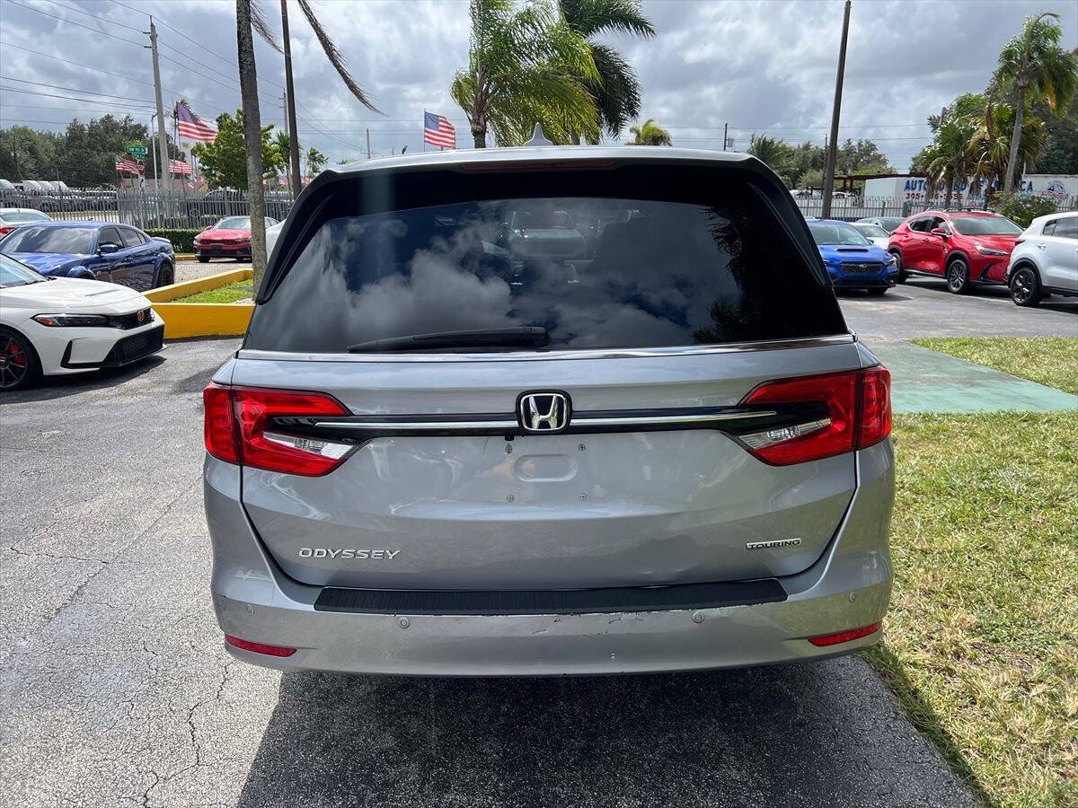 Used 2024 Honda Odyssey Touring image 6