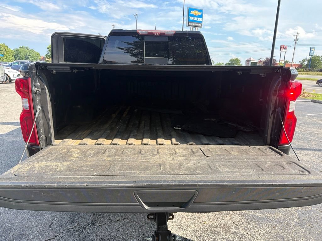 Used 2020 Chevrolet Silverado 2500 High Country w/ Technology Package AWD/4WD image 8