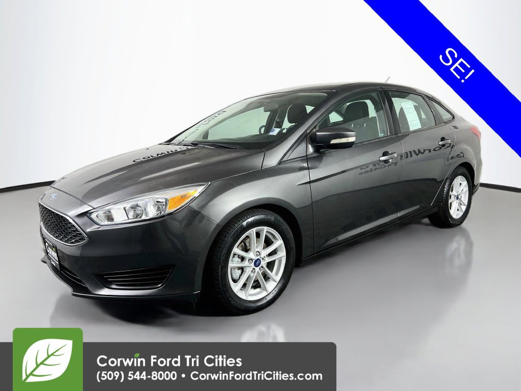 Used 2015 Ford Focus SE FWD image 5
