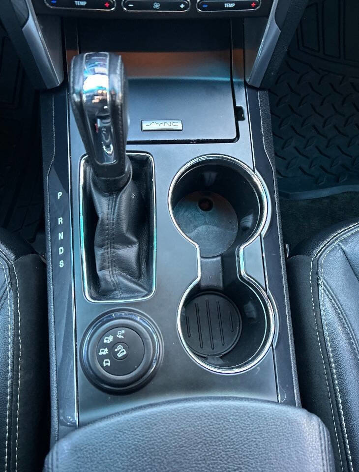 Used 2016 Ford Explorer Limited image 13