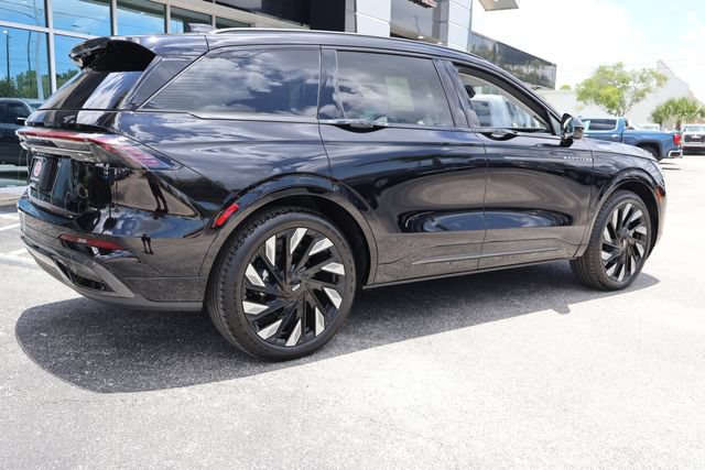 New 2026 Lincoln Nautilus Reserve AWD/4WD image 8