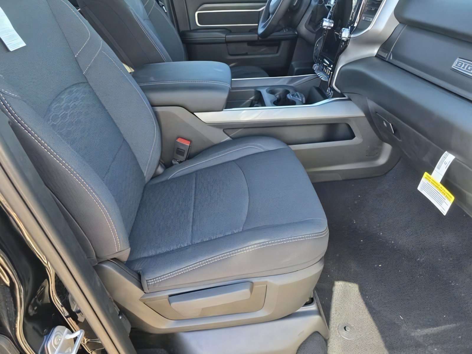 New 2026 RAM 2500 Big Horn AWD/4WD image 12