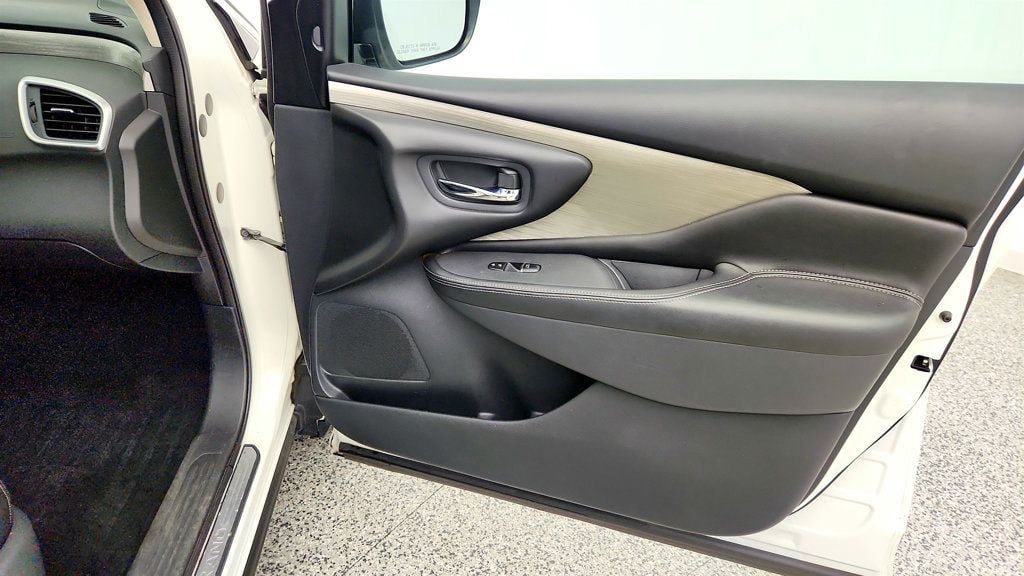 Used 2018 Nissan Murano SL AWD/4WD image 24