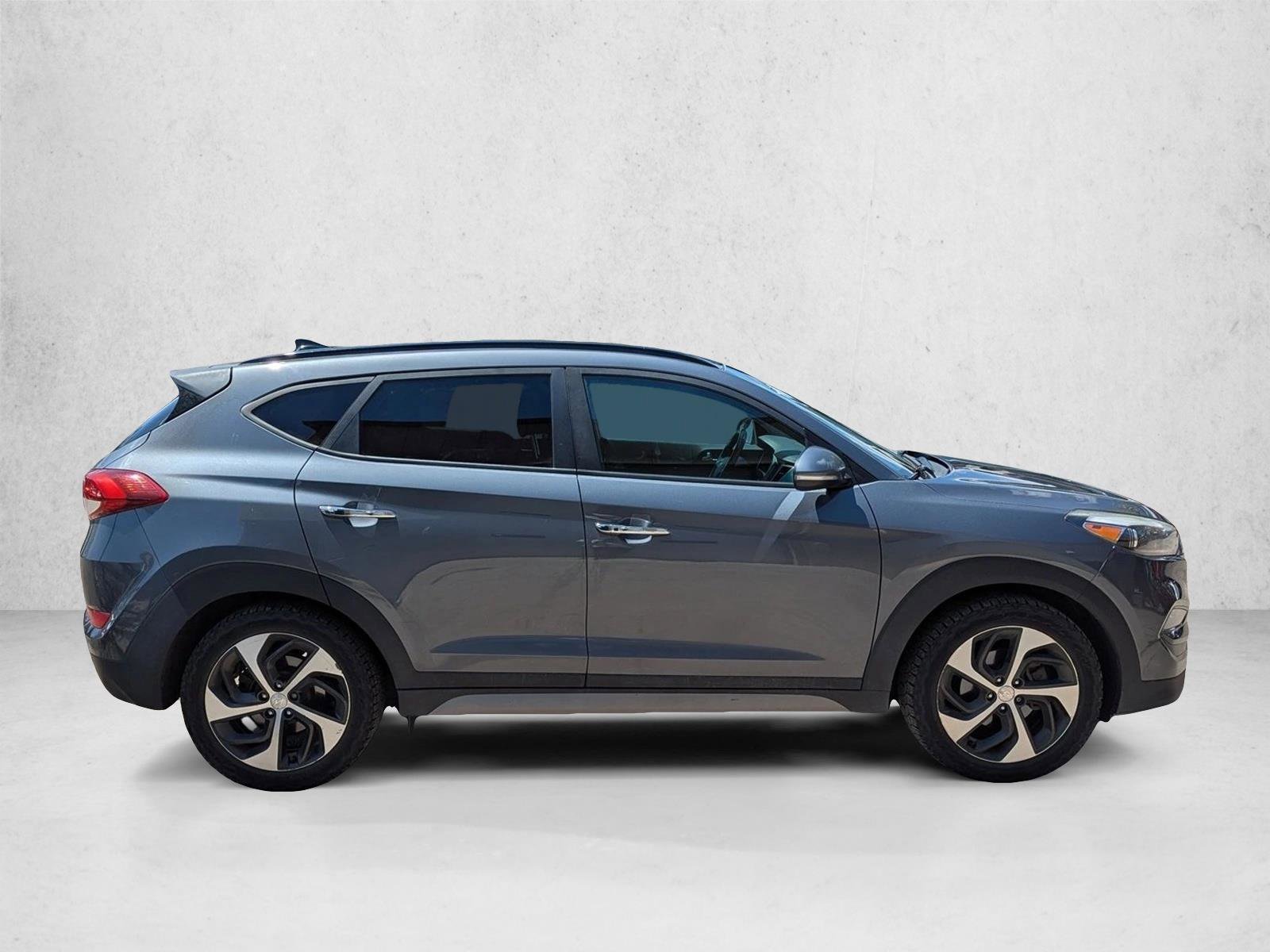 Used 2018 Hyundai Tucson Limited w/ Ultimate Package 02 AWD/4WD image 4