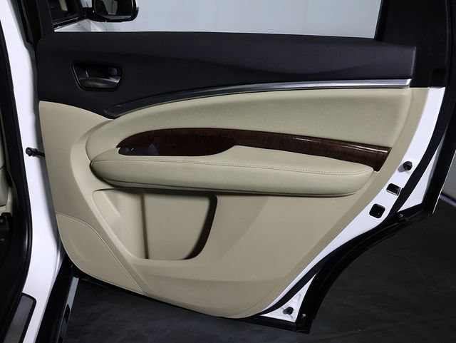 Certified 2018 Acura MDX SH-AWD w/ Technology Package image 31