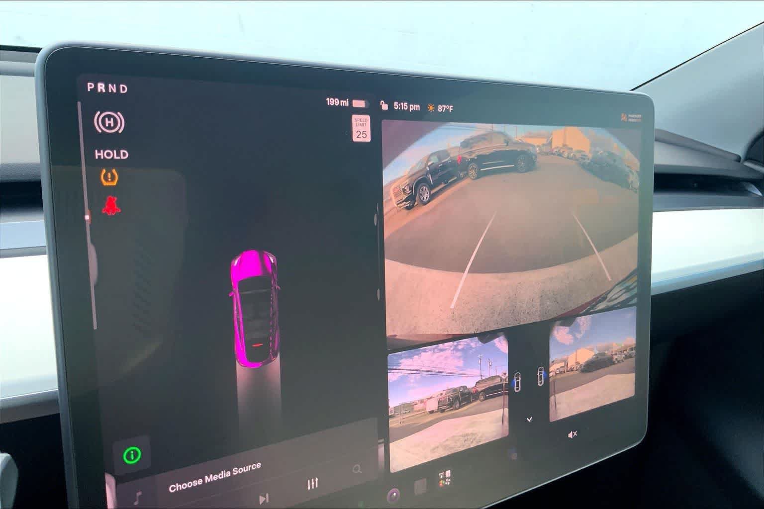Used 2021 Tesla Model Y Long Range AWD/4WD image 26