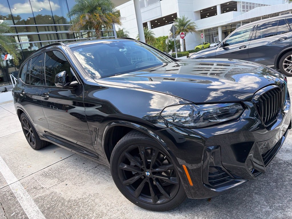 Certified 2024 BMW X3 sDrive30i w/ Premium Package RWD image 1