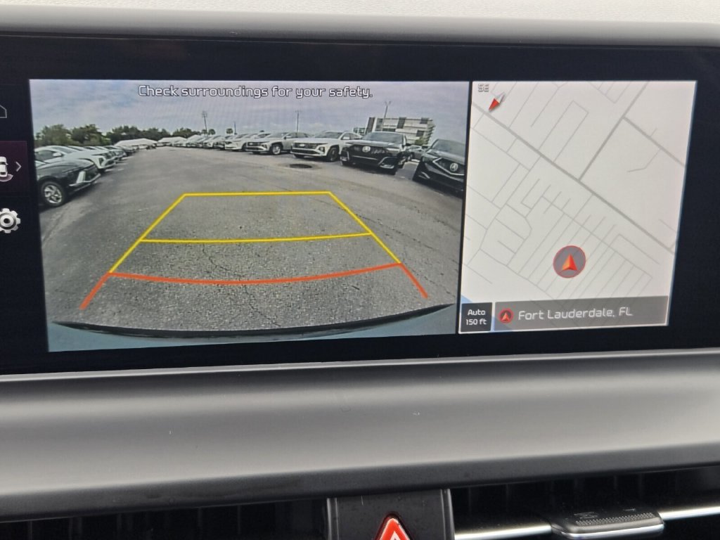 Used 2024 Kia Seltos EX FWD image 19