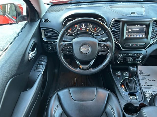Used 2021 Jeep Cherokee Latitude Plus image 25