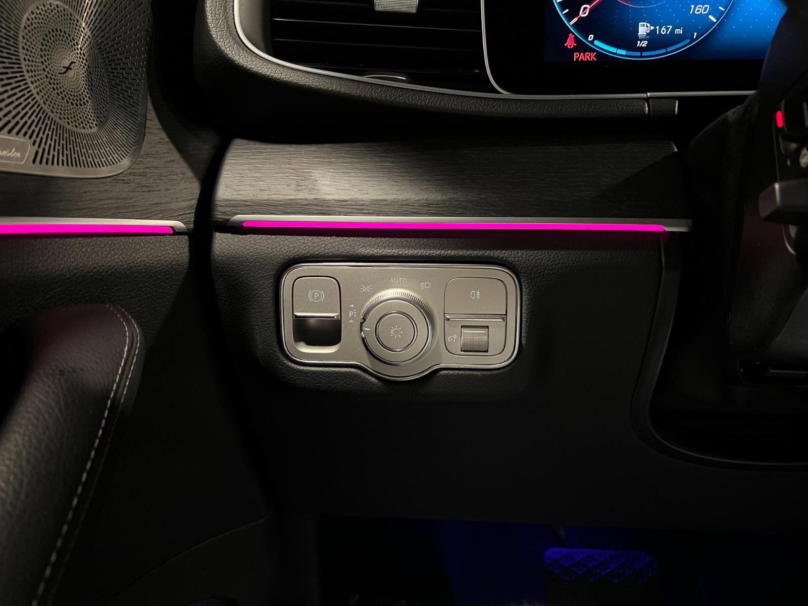 Used 2022 Mercedes-Benz GLE 350 4MATIC w/ AMG Line Exterior image 15