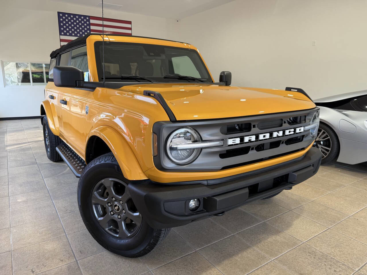 Used 2022 Ford Bronco Big Bend image 1