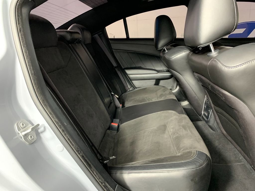 Used 2022 Dodge Charger R/T w/ Plus Group RWD image 36