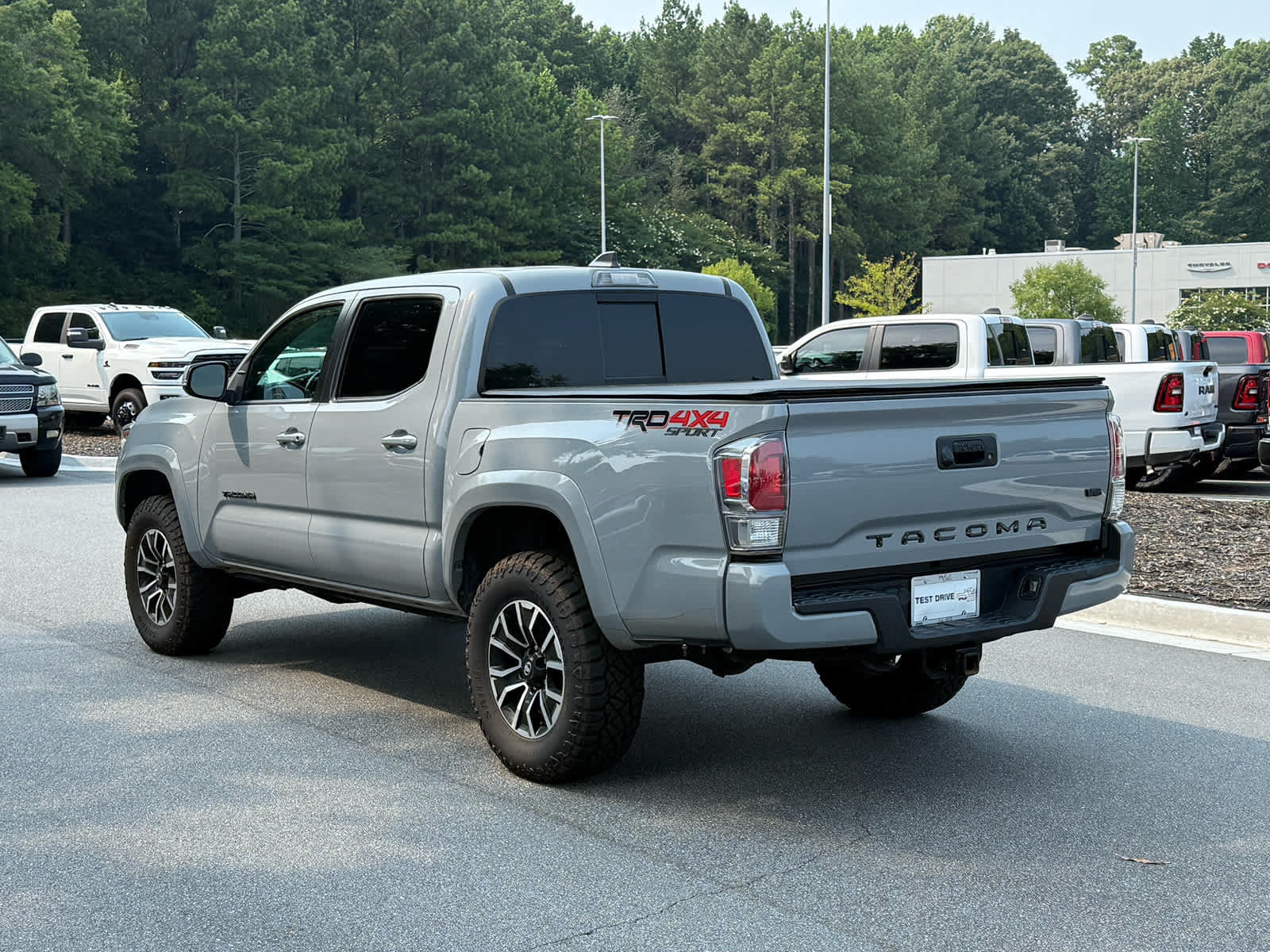 Used 2021 Toyota Tacoma TRD Sport AWD/4WD image 3