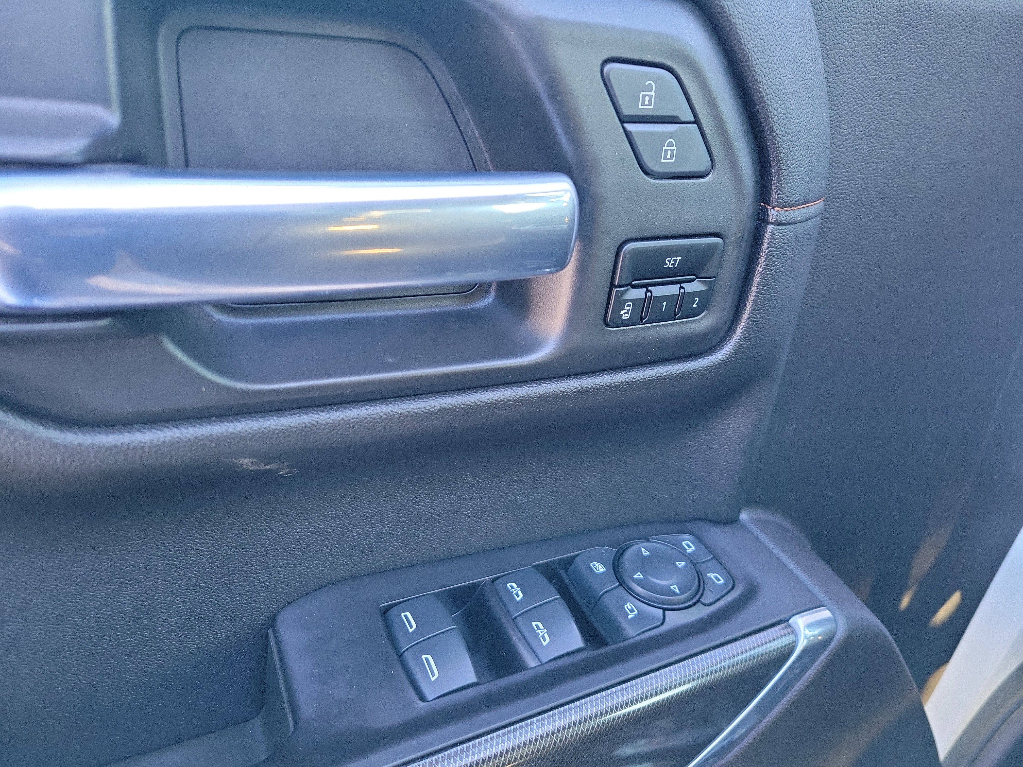 Used 2020 GMC Sierra 1500 AT4 w/ AT4 Premium Package image 20