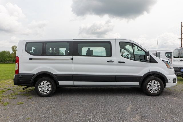 Used 2024 Ford Transit 350 XLT RWD image 5