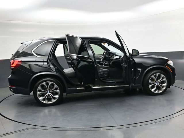 Used 2017 BMW X5 xDrive50i AWD/4WD image 39