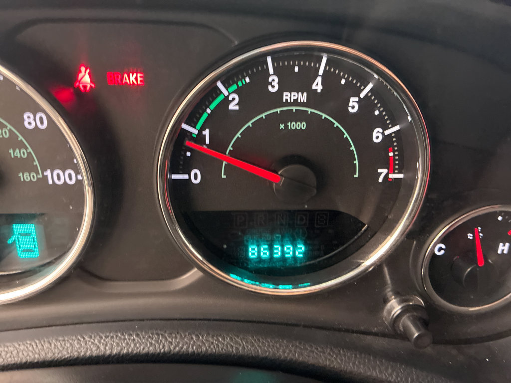 Used 2014 Jeep Wrangler Sport AWD/4WD image 13