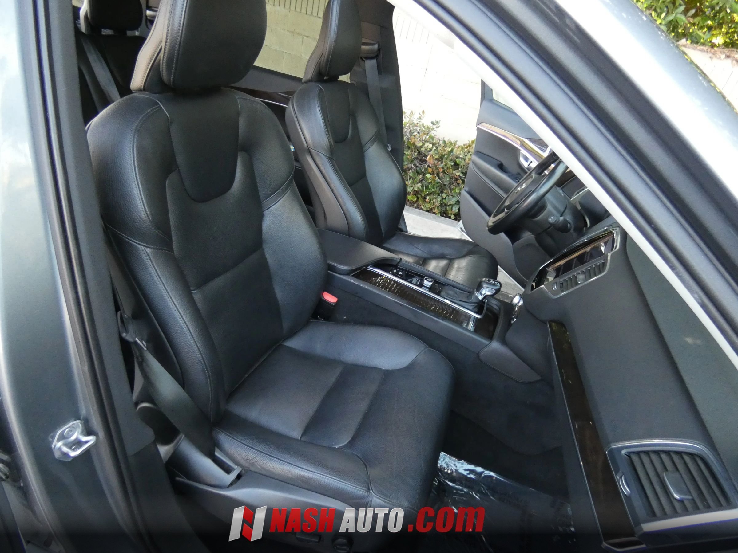 Used 2019 Volvo XC90 T6 Momentum w/ Advanced Package AWD/4WD image 28