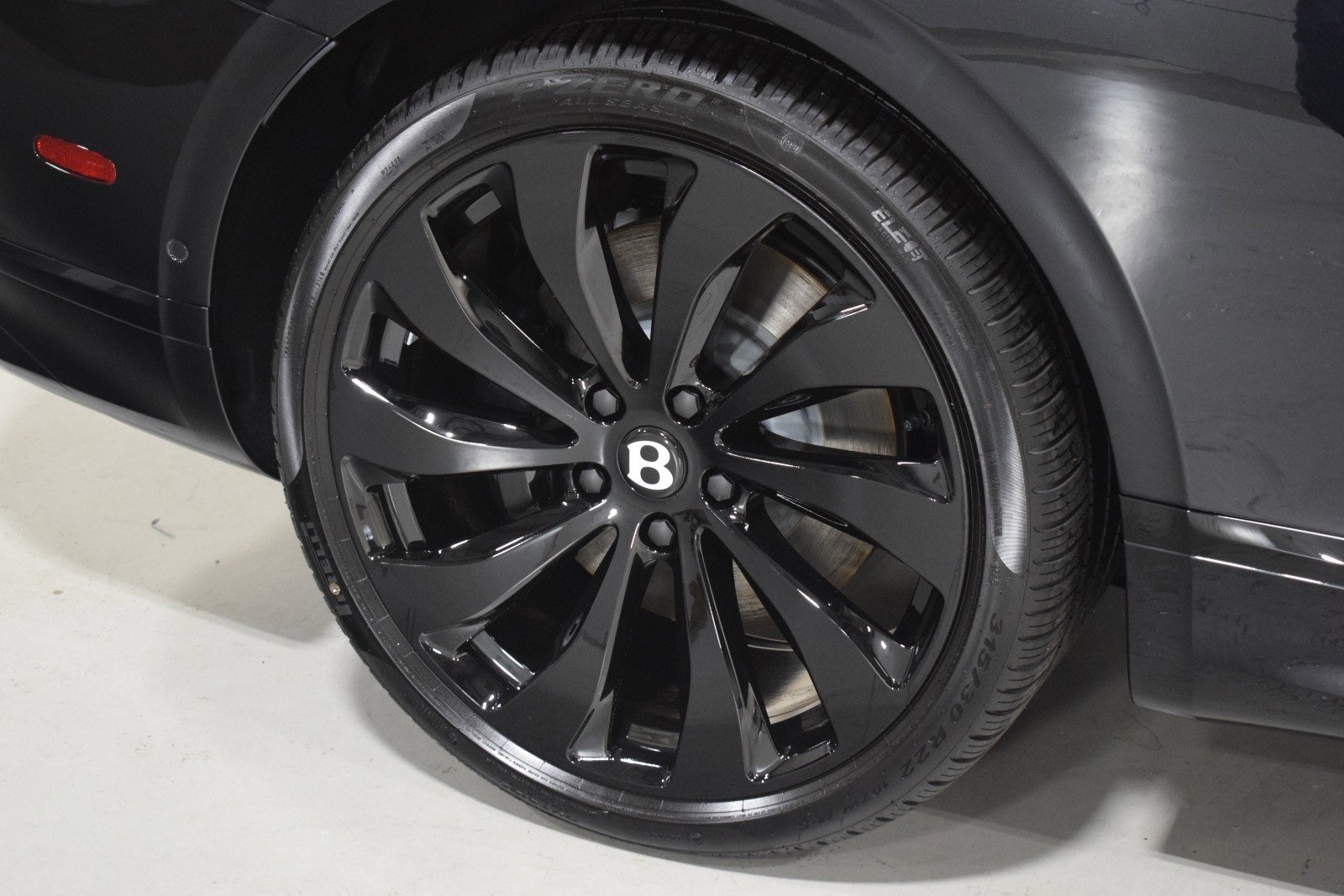 New 2025 Bentley Continental GTC image 6